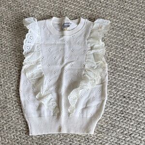 Very Vintage Avon White Eyelet Ruffle Knit Tank Top